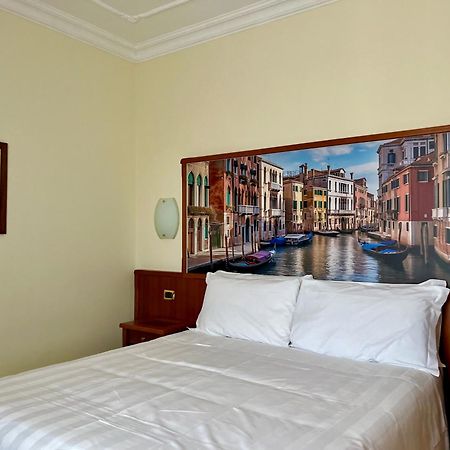 Hotel President Venezia Mestre Bagian luar foto