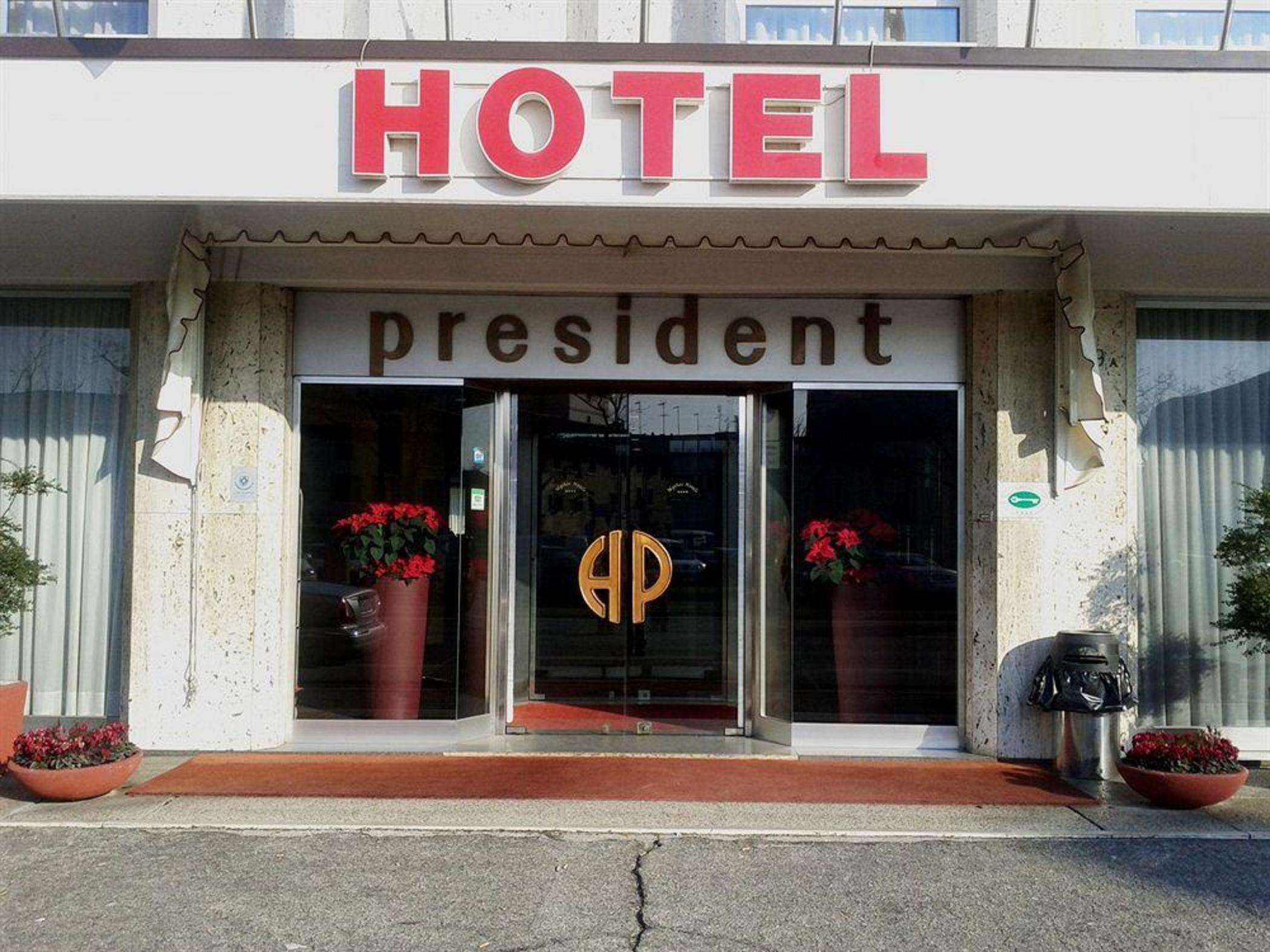 Hotel President Venezia Mestre Bagian luar foto