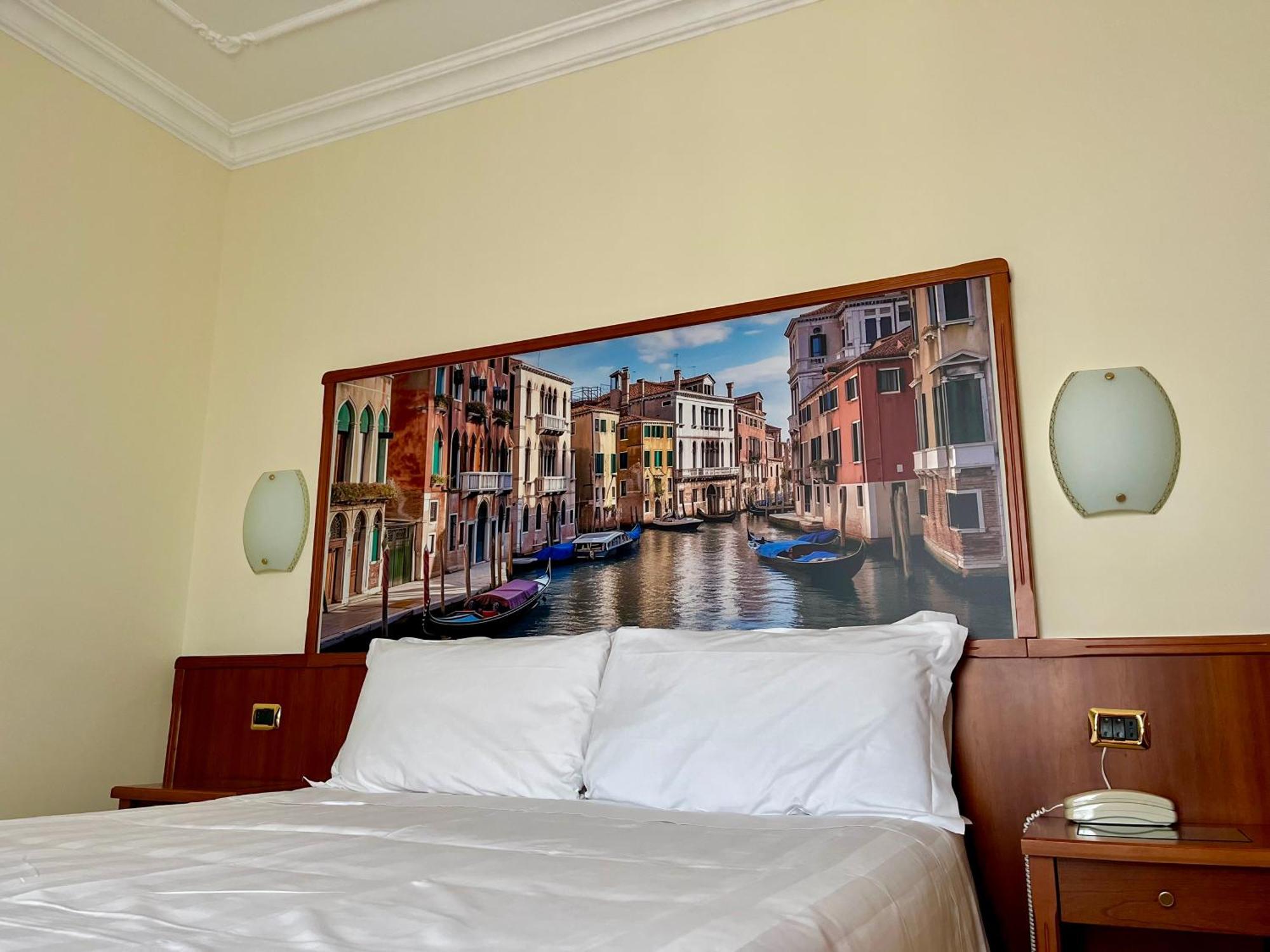 Hotel President Venezia Mestre Bagian luar foto