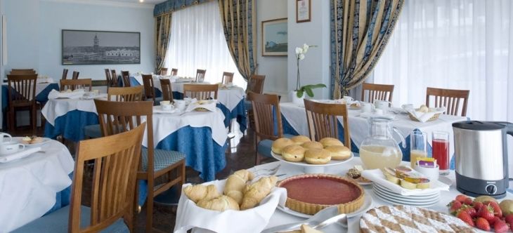 Hotel President Venezia Mestre Bagian luar foto
