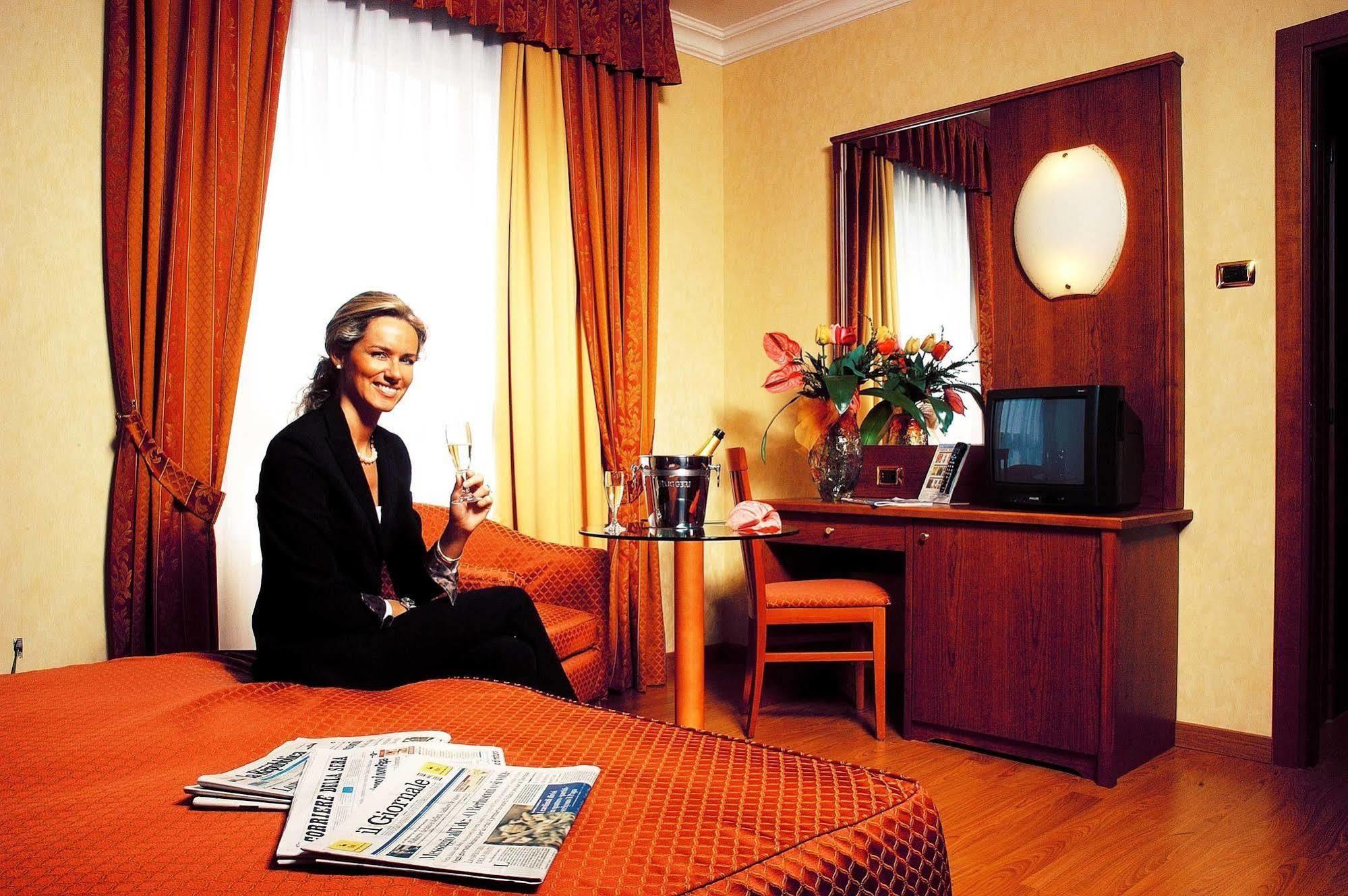 Hotel President Venezia Mestre Bagian luar foto
